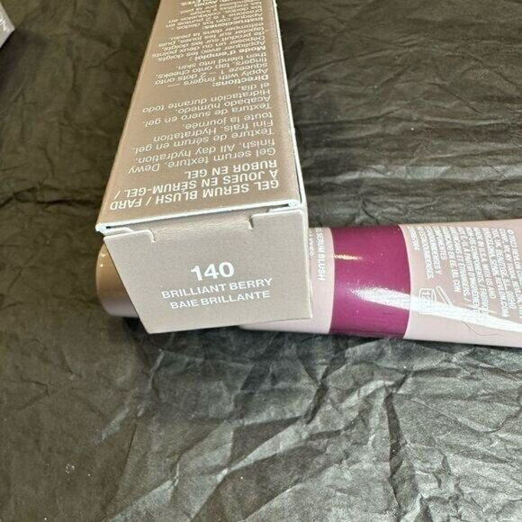 Revlon Illuminance Gel Serum Blush Color: Brillant Berry - Picture 4 of 4